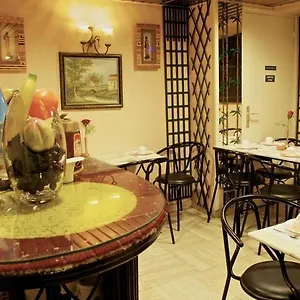 ** Hotel Voltaire Francia